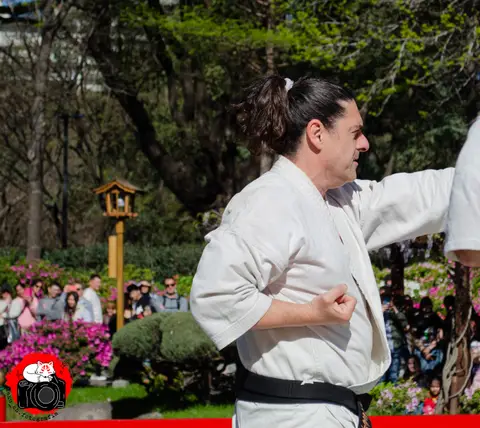 Demostración grupal de técnicas · Enbu en el Jardín Japonés 2024