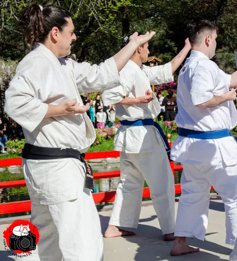 Demostración grupal de técnicas · Enbu en el Jardín Japonés 2024