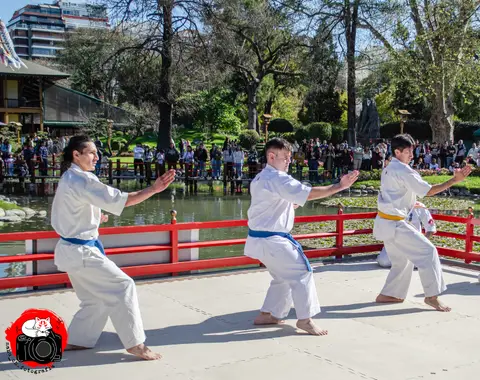 Demostración grupal de técnicas · Enbu en el Jardín Japonés 2024