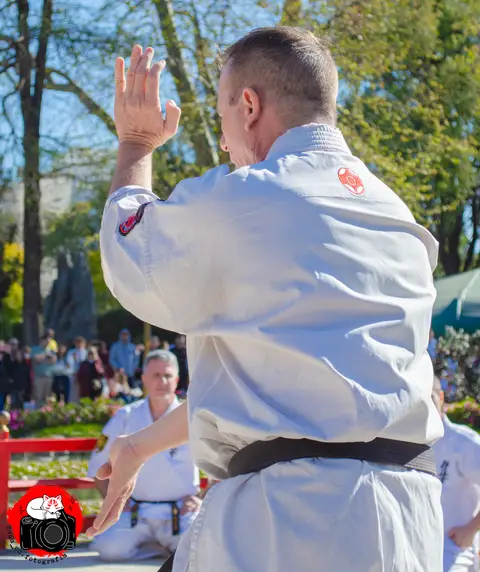 Demostración grupal de técnicas · Enbu en el Jardín Japonés 2024