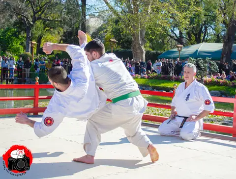 Demostración grupal de técnicas · Enbu en el Jardín Japonés 2024